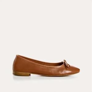NEW REQINS carmen cuir sandal in cognac